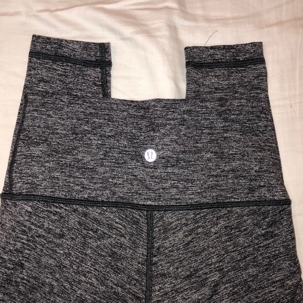 Lululemon gray knit leggings